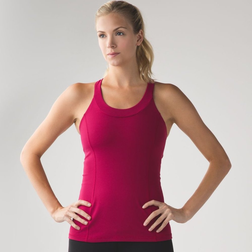 Lululemon Enhearten Tank Berry Rumble Size 4